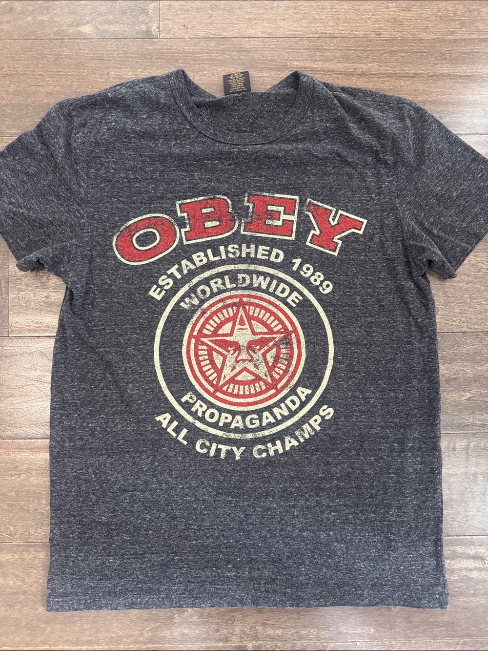 Obey Black Heather Short-sleeve men’s medium star